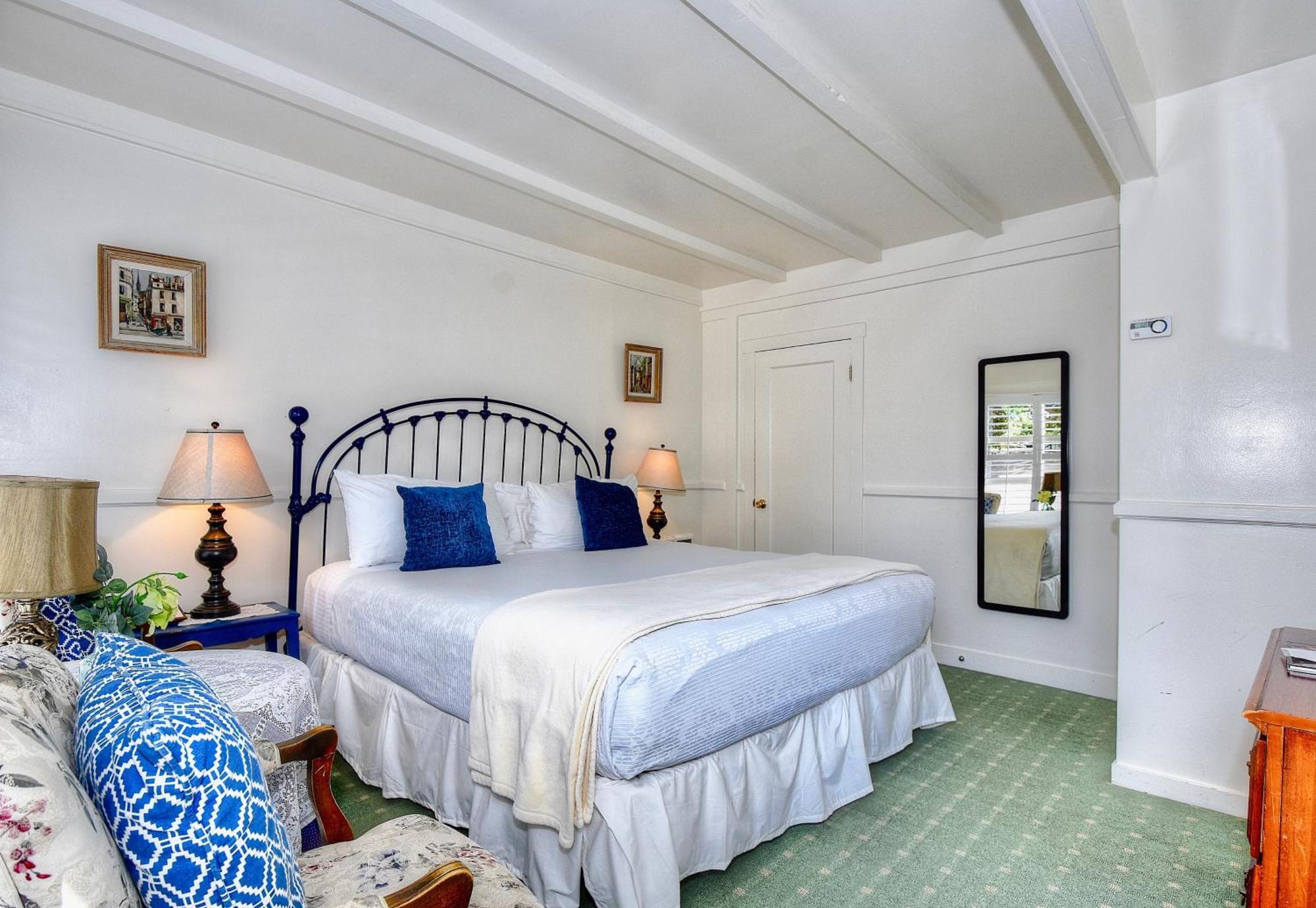 Carmel Green Lantern Inn ภายนอก รูปภาพ