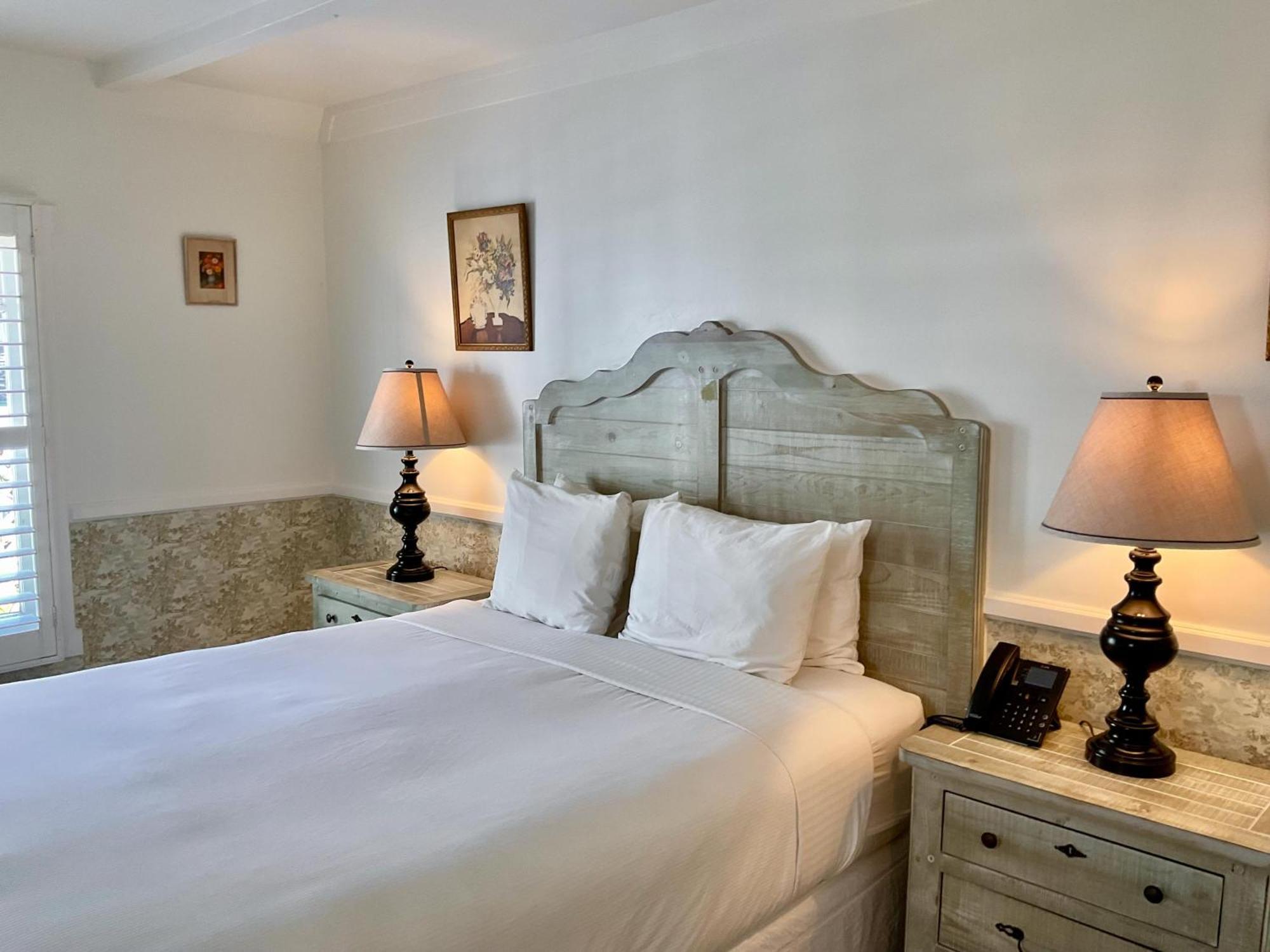 Carmel Green Lantern Inn ภายนอก รูปภาพ