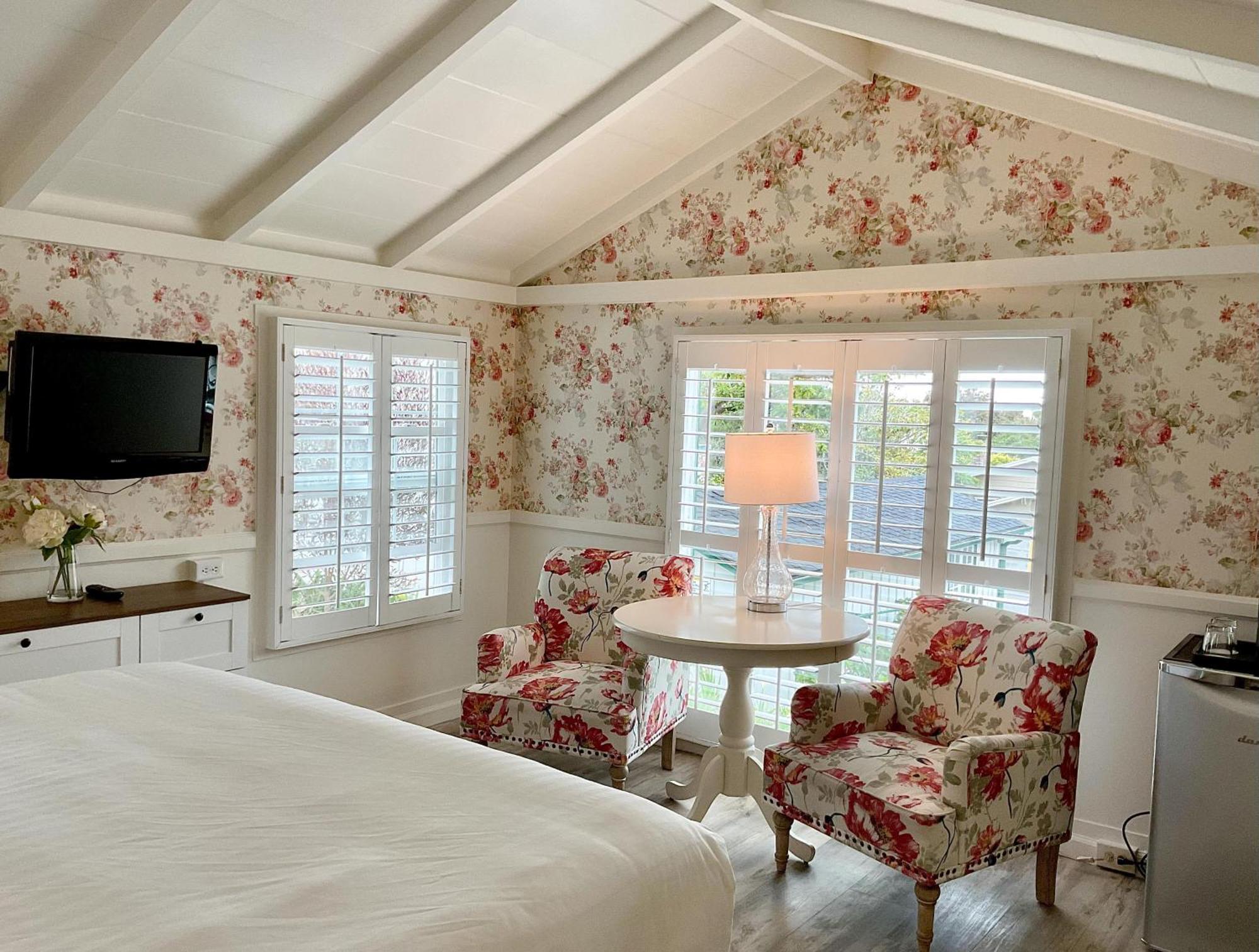Carmel Green Lantern Inn ภายนอก รูปภาพ